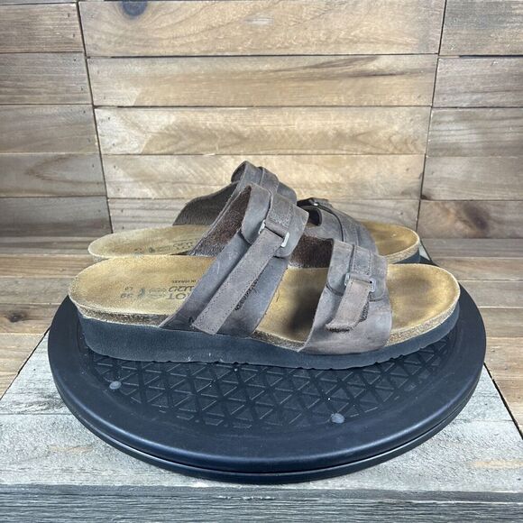 Naot Carly Taupe Nubuck Leather Two Strap Wedge Sandal Womens Sz EU 39 US 8 - Picture 1 of 10